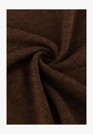 Tissu tricoté marron avec une texture douce, présentant un léger éclat. Le matériau est léger, enroulé en un motif en spirale.