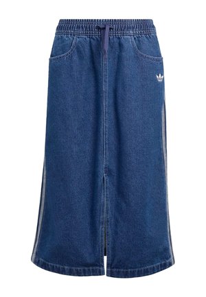 Denim midi skirt, blue with an elastic waistband and drawstring. Side pockets and a front slit. Features branding logo on the left hip.