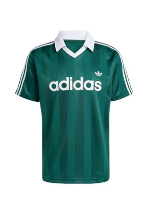 Zöld csíkos Adidas mez fehér gallérral és három fehér vállcsíkkal. Elöl jól látható fehér logóval.