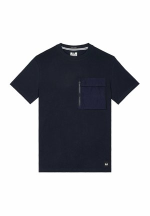 Tricou bleu marin cu mânecă scurtă, realizat din bumbac. Prezintă o buzunar cu fermoar pe piept, gât rotund și un mic eticheta cu logo în partea de jos.