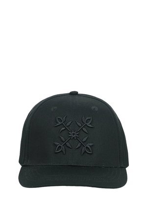 Casquette de baseball noire avec une couronne structurée, visière plate, tissu texturé et un motif floral brodé au centre.