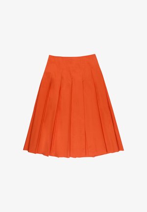 Falda midi plisada naranja con cintura alta y pliegues cosidos de manera uniforme, mostrada extendida sobre un fondo blanco.