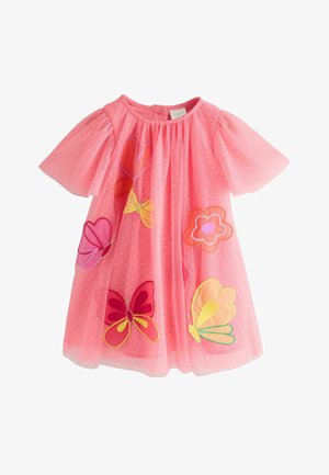 Rosa kurzärmeliges Kleinkindkleid mit transparentem Überzug, verziert mit gestickten bunten Schmetterlingen und Blumen.