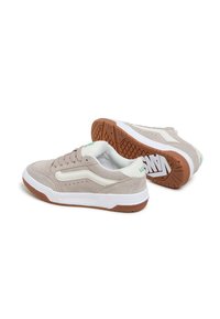 Vans HYLANE UNISEX - Skateboardové boty - medium grey
