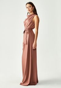 BWLDR NEVARI DRESS - Oblečenie na špeciálnu príležitosť - dusty rose
