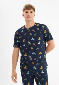 Chelsea Peers ANIMAL PARTY CREW SET - Conjunto de pijama - dark blue