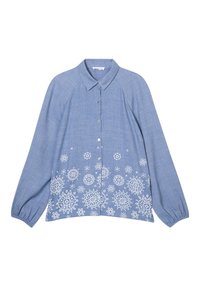 Chemise bleu à manches longues, col, avec des broderies florales blanches à l'ourlet. Fabriquée en tissu texturé avec une coupe décontractée.