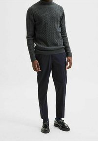 Selected Homme Svetr - mottled dark grey