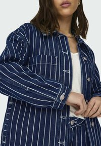 ONLY LANGÄRMELIGE - Jeansjacka - dark blue denim