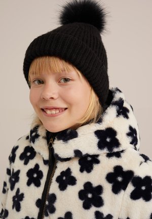 WE Fashion Megzta kepurė - black