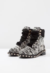 River Island Botines con cordones - black