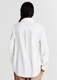 Calliope CON TASCHE - Camicia - bianco lana