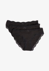 Trois slips pour femmes noirs bordés de dentelle, empilés les uns sur les autres, chacun orné d'un petit nœud décoratif centré sur la ceinture.