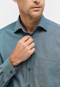 Eterna COMFORT FIT - Camicia - dunkelgrün