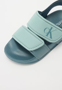 Thumbnail Image 6