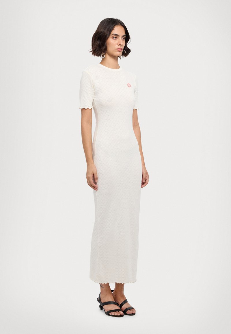 DOUBLE A BY W.W. HAI RESORT BABY TEE DRESS  - Maksimekko - off-white