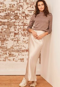 Next TAILORED - Maxinederdele - champagne gold