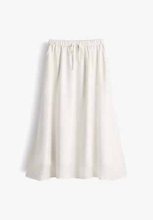 Jupe midi blanche avec taille élastique et lien à nouer à l'avant, tissu fluide, légèrement froncée à la taille pour une coupe décontractée.