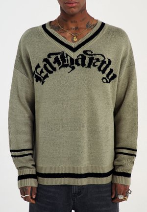 GOTH DRAG V NECK  - Jumper - green