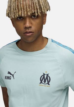 OM KING TEE - Equipación de clubes - modern mint luminous blue