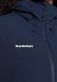 Mammut ULTIMATE COMFORT - Softshelljacka - marine