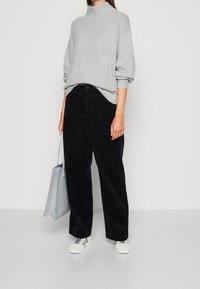 GAP Strickpullover - light grey