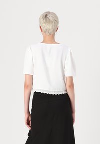 JDY JDYLION LIFE STRING - Blouse - cloud dancer