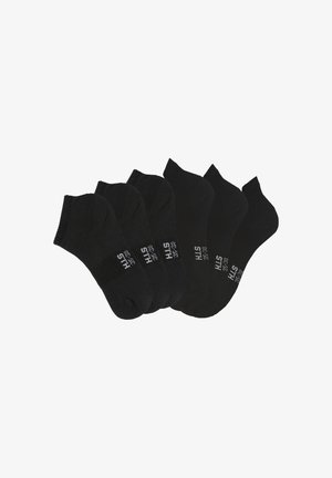 Schwarze Socken, 5er-Pack, Baumwollmischung, Knöchelhöhe, nahtloser Zehenbereich, gerippte Bündchen, Größen gekennzeichnet 35-38, einheitliche Farbe und Textur.