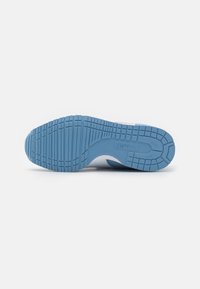 Puma CABANA RACER 20 UNISEX - Tenisice - whisp of pink/white/zen blue