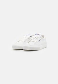 Ellesse VENO - Sapatilhas - white