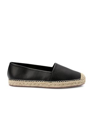 Mustat nahkaespadrillot, joissa on pyöreä kärki, kudottu juuttipohja ja kontrastivärinen beige ommel reunassa. Sileä pinta ja minimalistinen muotoilu.
