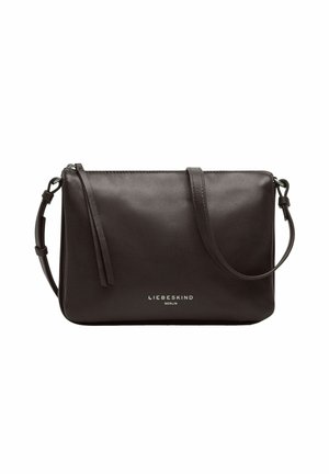 Pequeño bolso bandolera de cuero marrón oscuro con correa ajustable y cremallera, con el logo de Liebeskind Berlin en la parte delantera.
