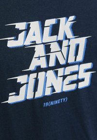 Jack & Jones GEDRUCKT RUNDHALS - T-shirts print - navy blazer