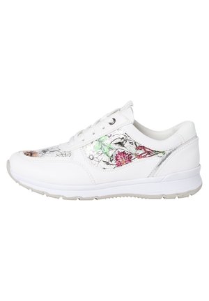Białe niskie trampki z kwiatowymi akcentami, sznurowanym zapięciem i teksturowaną podeszwą do codziennego noszenia.