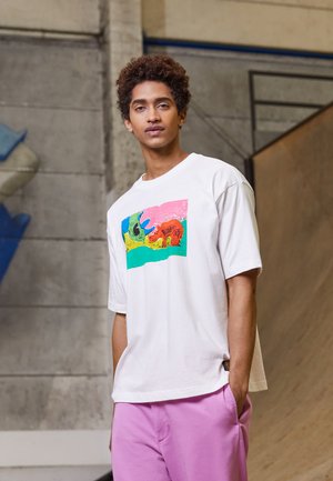 GRAPHIC BOX TEE UNISEX - T-shirt print - painted rhino white