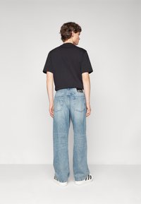 Karl Lagerfeld Jeans BAGGY - Φαρδύ τζιν - green cast blue