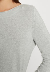 Esprit Stickad tröja - light grey