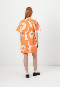 Marimekko PEHMEYS UNIKKO - Dnevna haljina - orange/light pink/beige