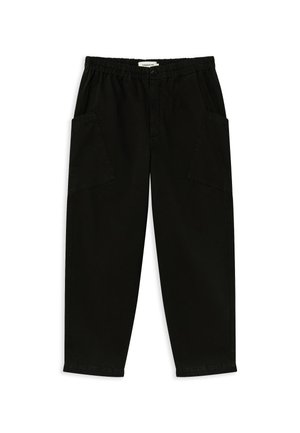 Pantalons en coton noir à taille élastique, avec deux grandes poches plaquées sur les côtés et un design décontracté. Pas de marque visible.