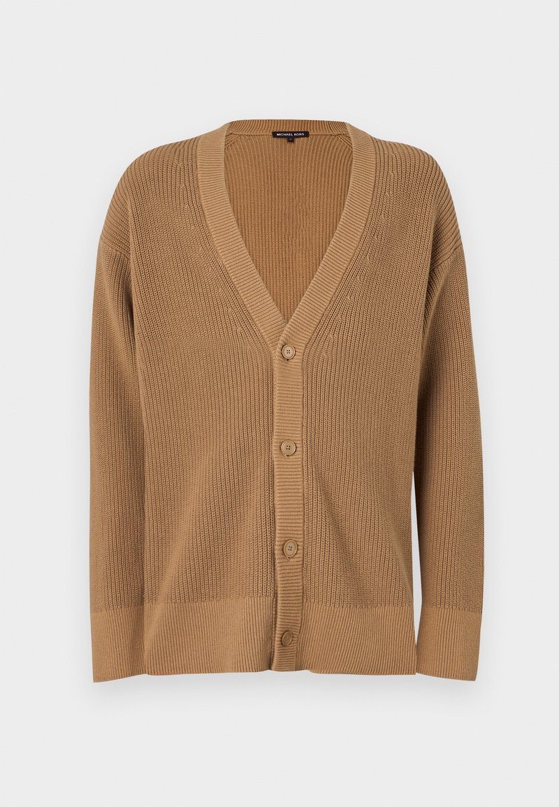 Brauner gestrickter Cardigan mit V-Ausschnitt, sechs Knöpfen, geripptem Muster und weiten Ärmeln. Das Design weist ein dezentes Muster entlang der Kanten auf.