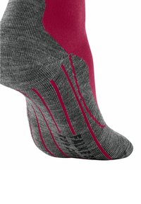 Grijze en roze sportkous met gemarmerde stof, versterkte hiel en horizontale strepen. Ergonomische vorm ontworpen voor comfort en ondersteuning.