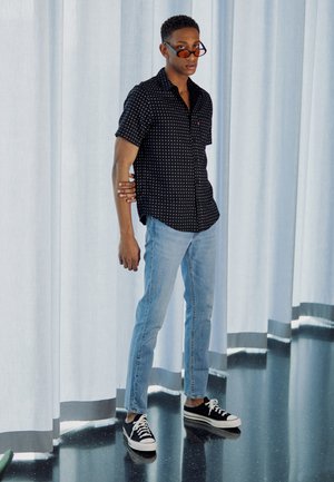 CLASSIC STANDARD UNISEX - Camicia - blacks