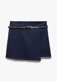 Jupe portefeuille bleu marine en tissu lisse, dotée d'une ceinture marron avec une boucle en métal rectangulaire pour la fermeture.