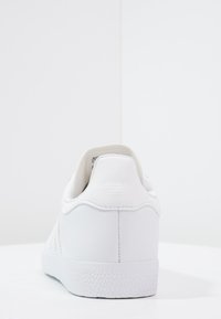 Originals - Zapatillas - white/blanco - Zalando.es