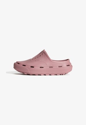 Rosa Gummi-Slipper mit abgerundeter Zehenpartie, Belüftungsöffnungen und strukturiertem Sohlenprofil für besseren Halt. Entworfen mit einem minimalistischen Design.