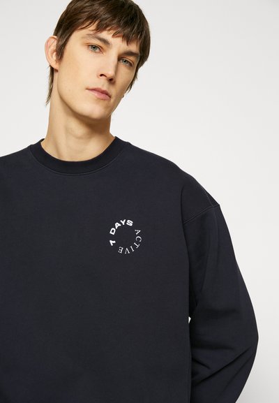 7 DAYS Active ORGANIC CREW NECK - Camisola - black