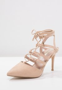 Dorothy Perkins Korolliset sandaalit - beige