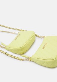Valentino Bags OCARINA SET - Mala a tiracolo - giallo