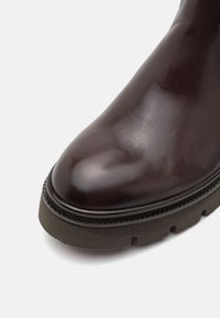 Gabor Platform csizmák - mocca