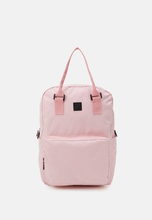 COATED CONVERTIBLE MID BACKPACK UNISEX - Mochila - coral blush
